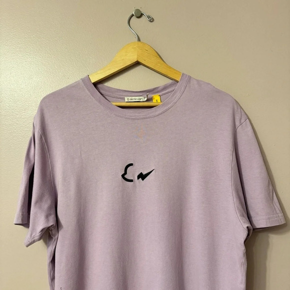 Moncler Genius 7 Moncler FRGMT Hiroshi Fujiwara Purple Logo T-Shirt  Size M - Picture 13 of 13
